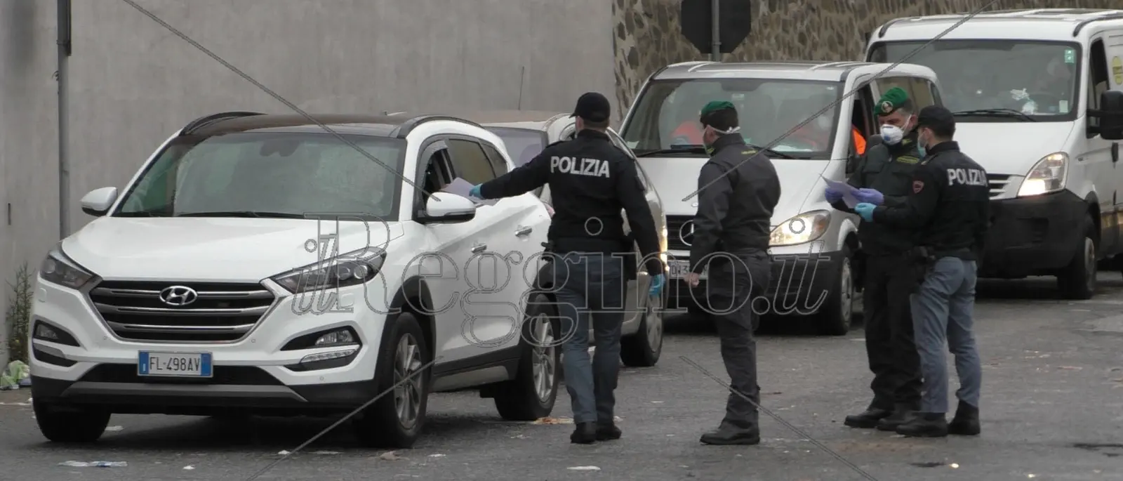 Coronavirus a Messina, donna di etnia nomade minaccia di buttarsi dal balcone dell’hotel dov'è in quarantena