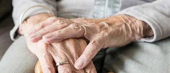 Cosenza celebra il centenario di Giovanni Formoso con un convegno sull’anziano come risorsa\n