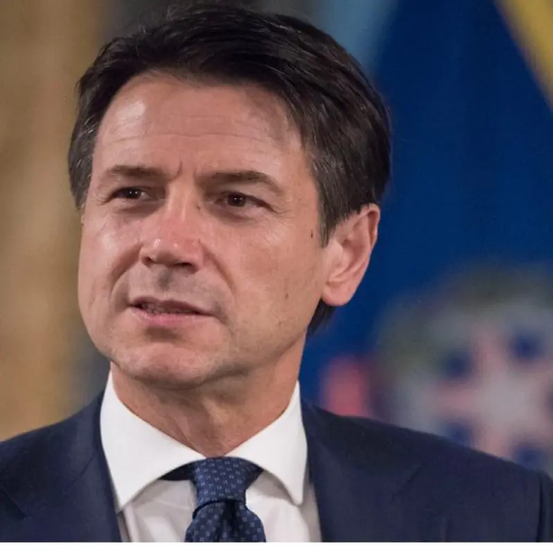 Coronavirus, sanzioni più dure per chi viola le norme anti contagio. L'annuncio di Conte