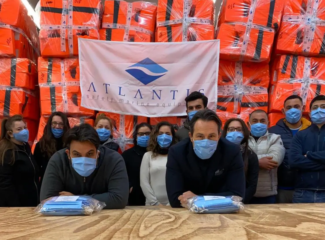 Coronavirus, è di Santa Cristina d'Asprmonte la prima azienda calabrese a riconvertire i processi produttivi