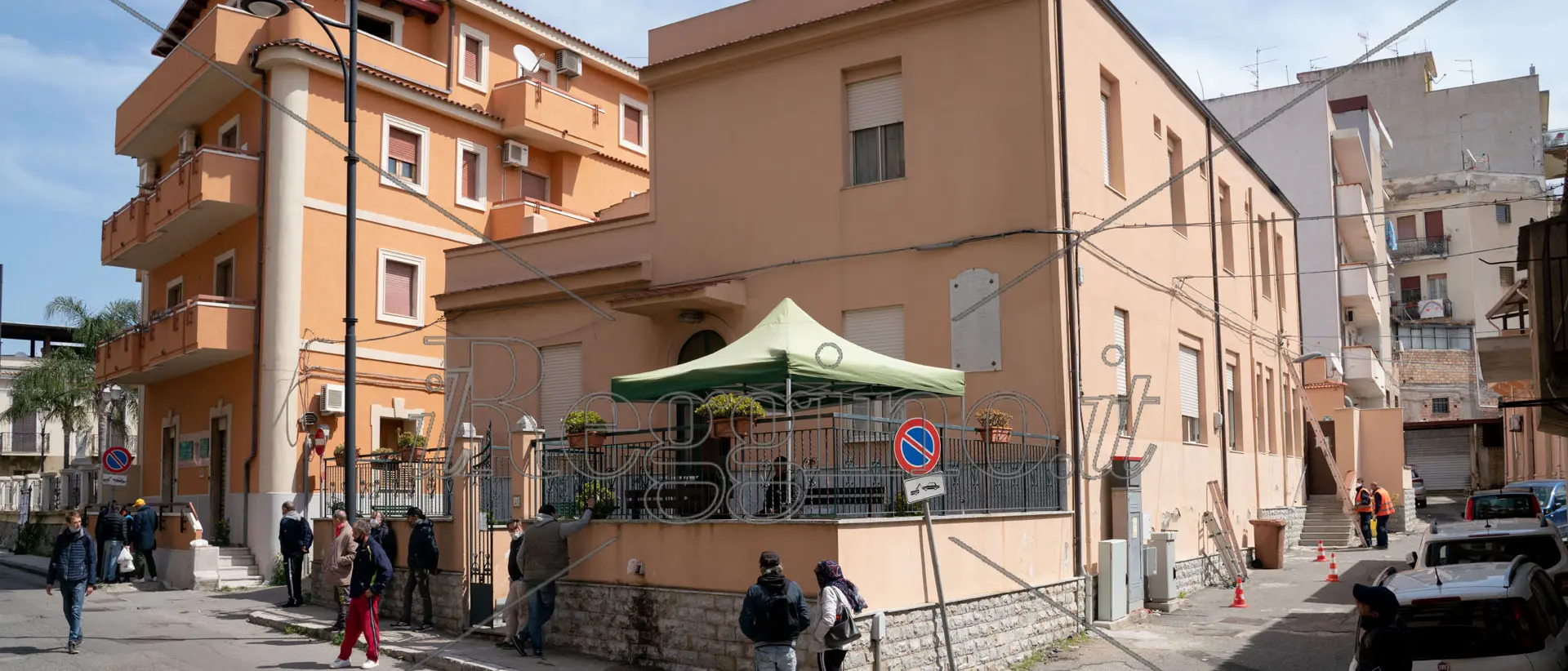 Coronavirus a Reggio Calabria, in poche ore raccolte 300 firme per dare un ricovero ai senzatetto