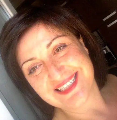 Coronavirus. Susy, reggina d’origine, non ce l’ha fatta: lettera degli ex compagni di classe