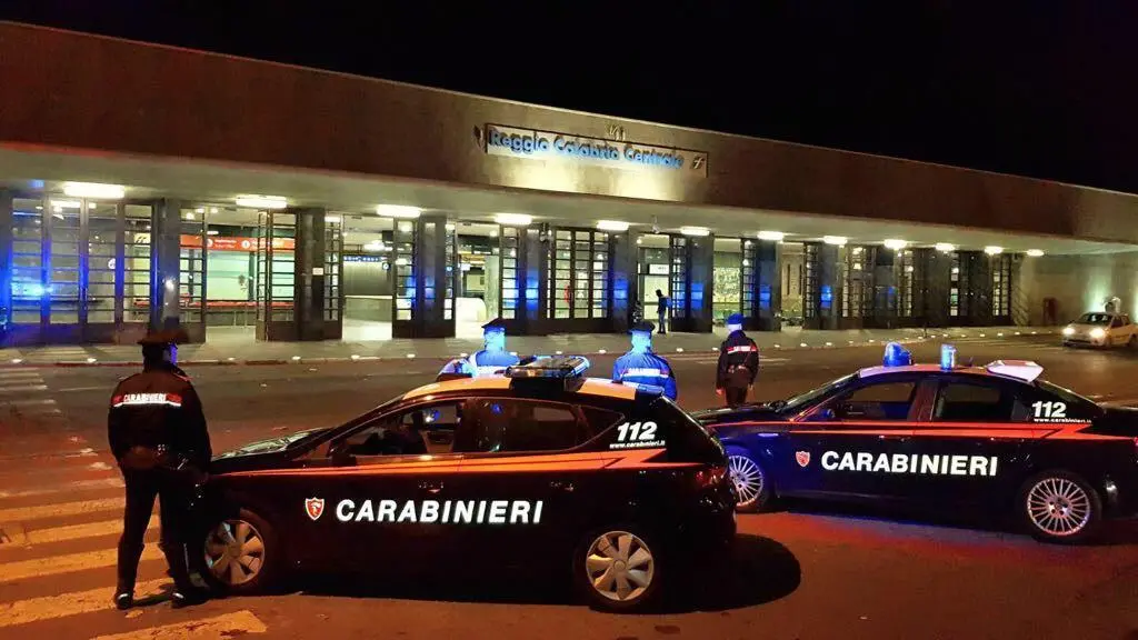 Reggio, rubano auto ma vengono sorpresi e arrestati dai carabinieri