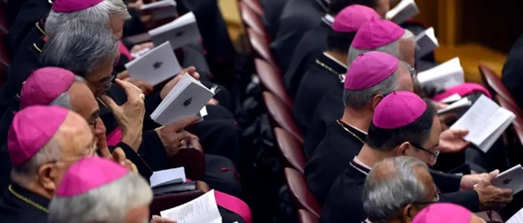 Coronavirus, i vescovi contro Conte: «Niente messe col popolo, compromessa libertà di culto»