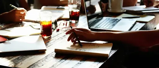 «Mio figlio, chiuso in una stanzetta a Milano per due mesi, ora ha diritto di tornare a casa»