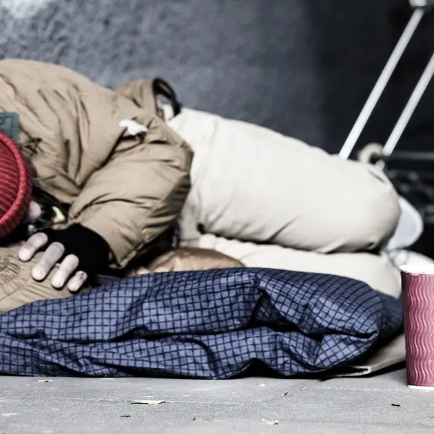 Reggio Calabria, senzatetto multati per occupazione di suolo pubblico