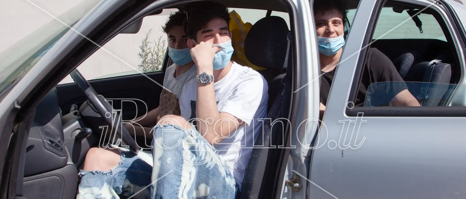 Coronavirus, dall'inferno di Bergamo al viaggio verso casa: «Stanchi e provati, ma felici di rivedere le nostre famiglie»