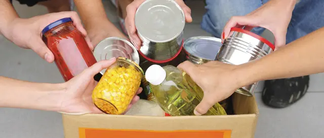 Coronavirus a Reggio Calabria, Anfi dona generi di prima necessità ai bisognosi