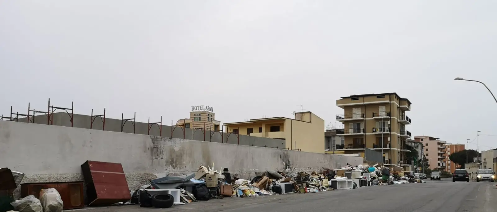 Emergenza rifiuti, il movimento \"La strada\": «Il Sindaco non può permettersi di legare il suo destino elettorale a quello della città»