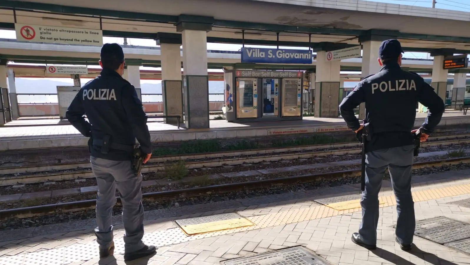 Villa, evade dai domiciliari e cerca di fuggire in treno: fermato dagli agenti della Polfer