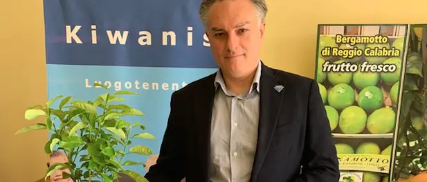 Coronavirus, il bergamotto di solidarietà da Reggio agli ospedali di Roma e Bergamo