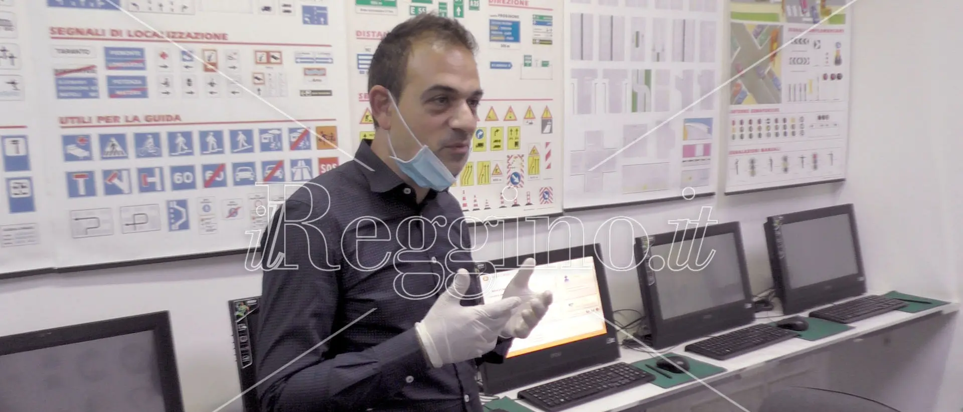 Coronavirus a Reggio Calabria, il grido d'allarme delle autoscuole: «Fermi da due mesi e completamente abbandonati»