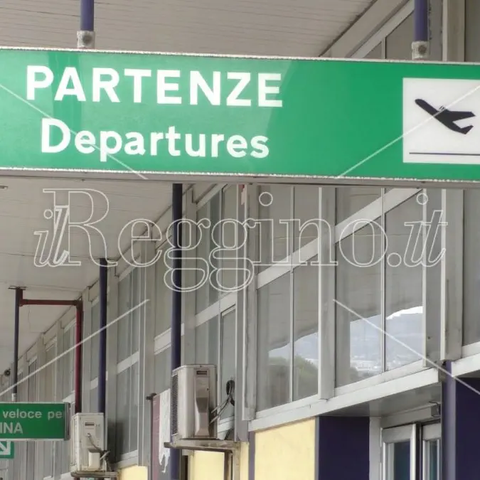Reggio, l'aeroporto dello Stretto saluta il 2022 con tante belle speranze