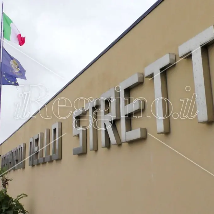 Reggio vola ed il traguardo storico del milione di passeggeri nel 2025 diventa possibile\n