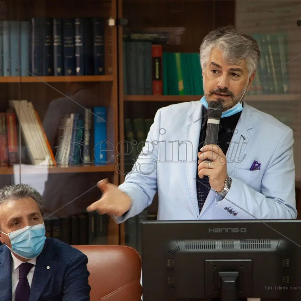 Coronavirus a Reggio Calabria, nuova cura dal Gom. I medici: «Ecco come abbiamo guarito 13 pazienti»