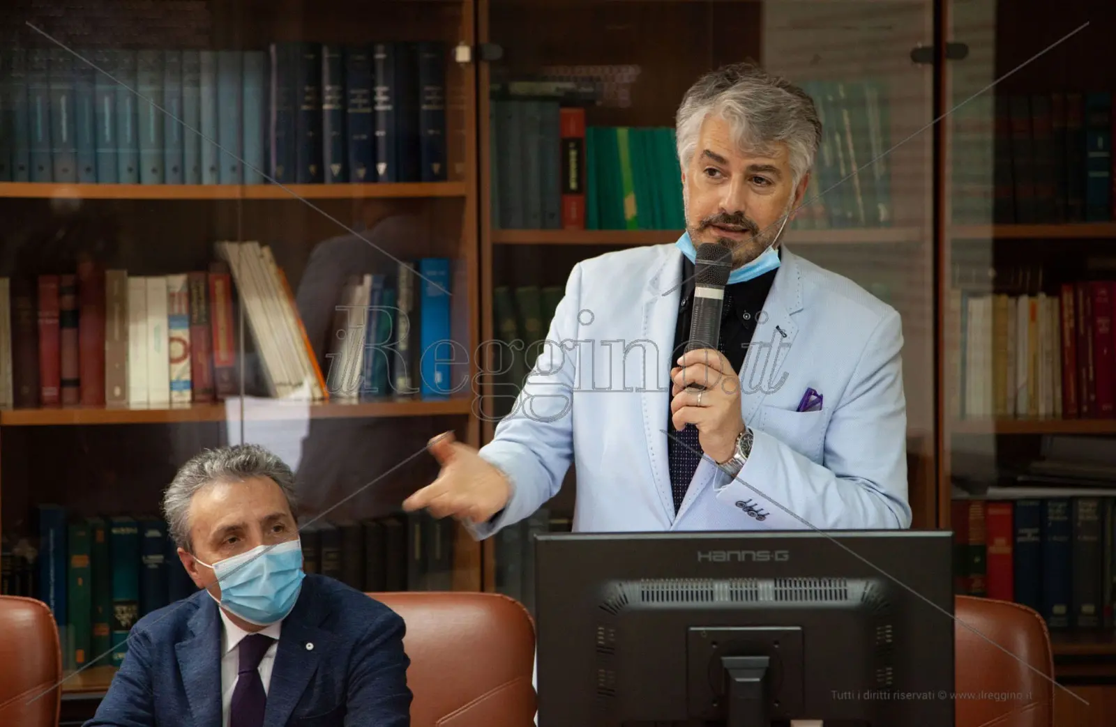 Coronavirus a Reggio Calabria, nuova cura dal Gom. I medici: «Ecco come abbiamo guarito 13 pazienti»