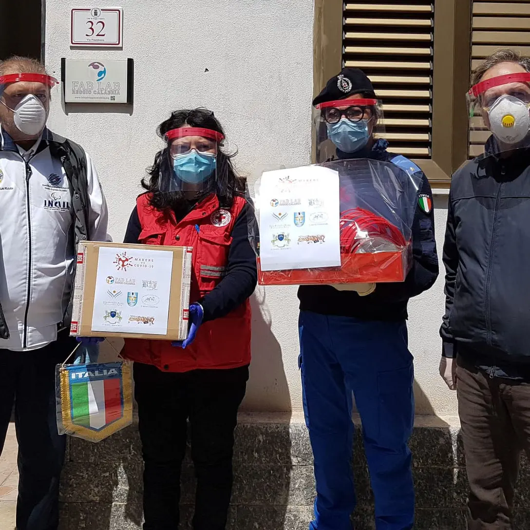 Coronavirus a Reggio Calabria, il contributo di solidarietà degli studenti del \"Righi\"