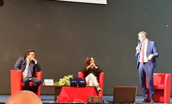 Locri, Virtual Meeting dedicato al provvedimento regionale \"Riparti Calabria\"