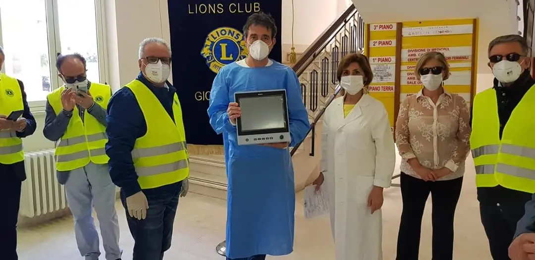 Il Lions Club di Gioia Tauro - Piana dona un monitor multiparametrico al pronto soccorso