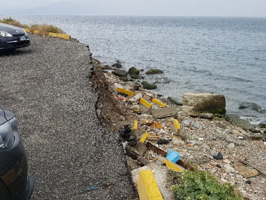 Tempietto sul lungomare, Pizzimenti: «A rischio incolumità di cittadini, il sindaco intervenga»