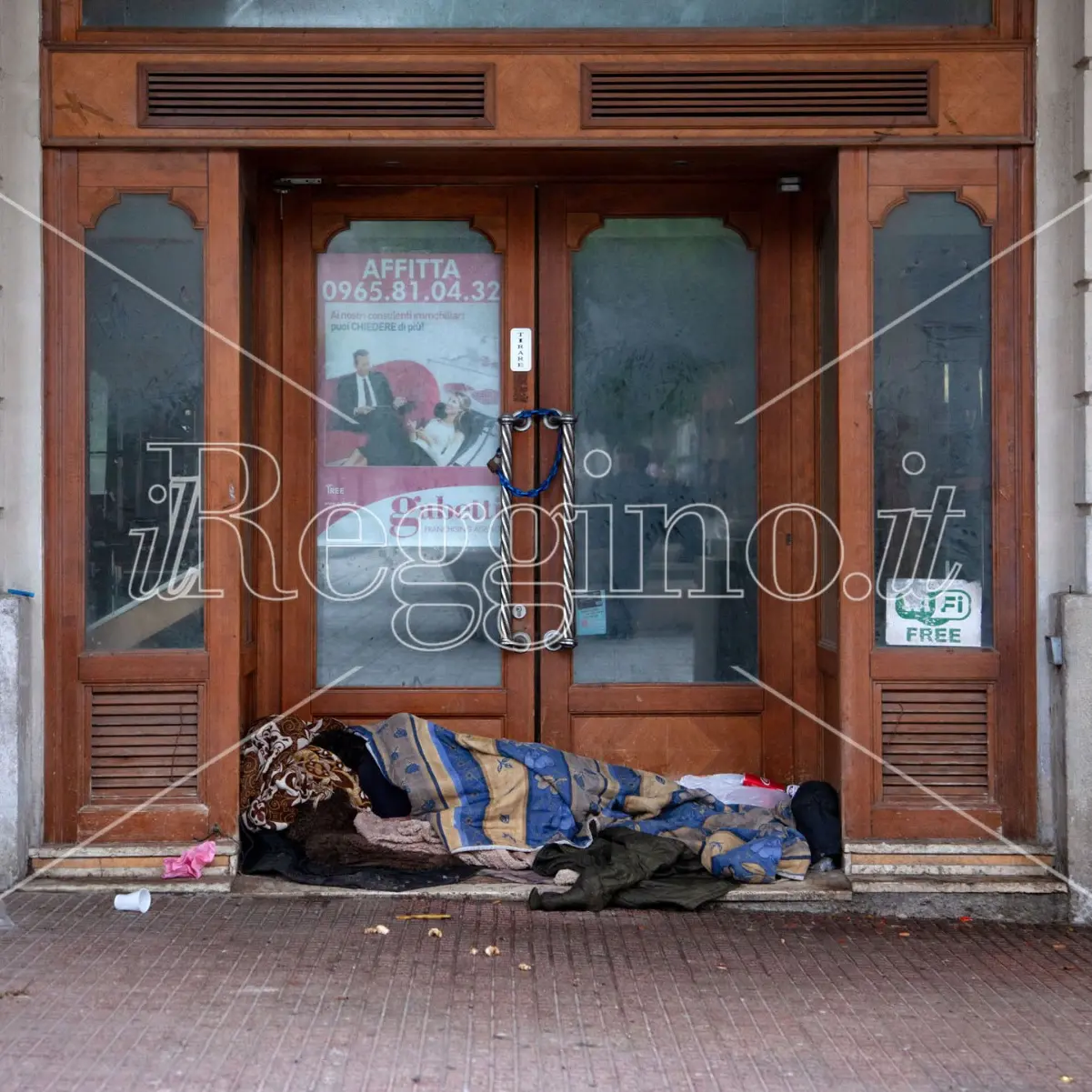 A Reggio Calabria si continua a morire di povertà. Terzo decesso di un senza fissa dimora