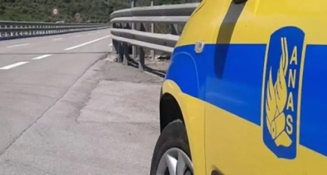 Statale Jonio Tirreno, Anas sospende i lavori: chiusure notturne nelle gallerie\n