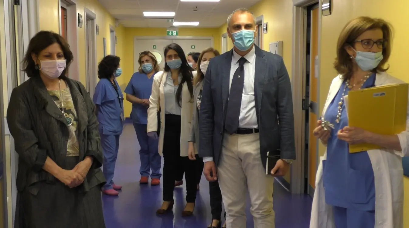 Non si ferma la solidarietà nei confronti del Gom. Donata attrezzatura al reparto di neonatologia e infettivologia