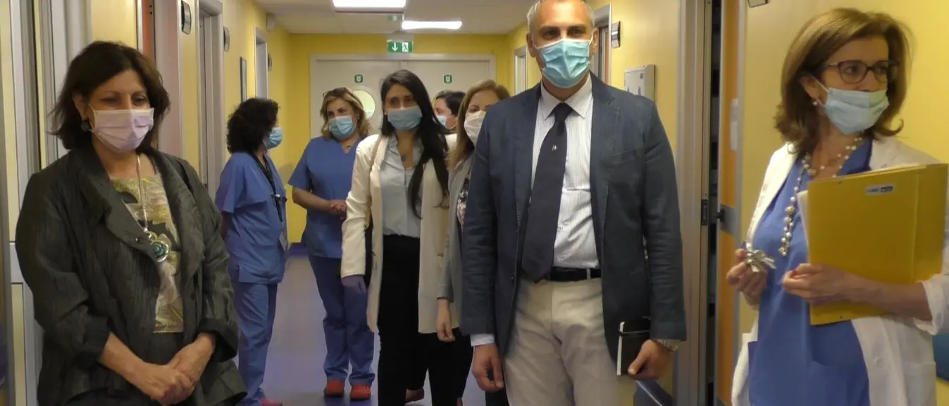 Non si ferma la solidarietà nei confronti del Gom. Donata attrezzatura al reparto di neonatologia e infettivologia