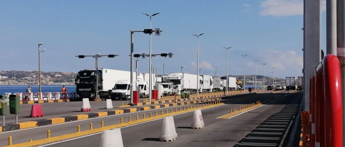 Terminal passeggeri a Villa San Giovanni, accordo tra Caronte & Tourist e AdSP dello Stretto: «Inizio lavori più vicino»