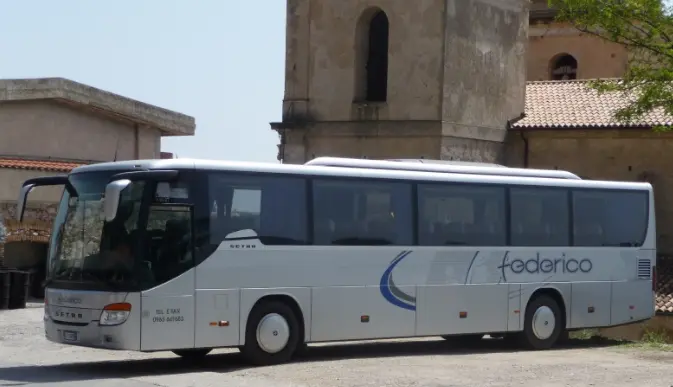 Locride, tornano a viaggiare le autolinee Federico. Ecco gli orari e le tratte