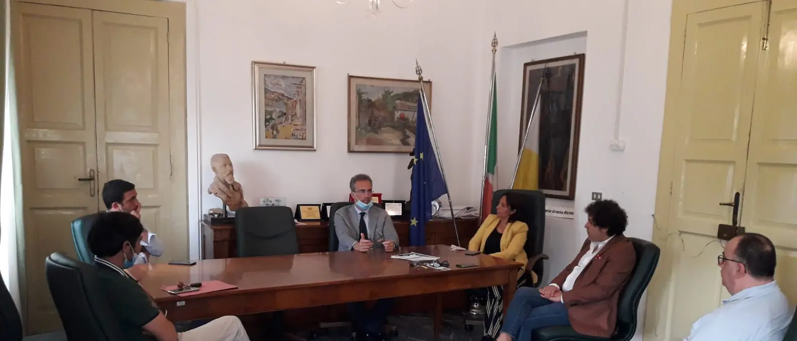 Villa San Giovanni, confronto Richichi-Tramontana in municipio