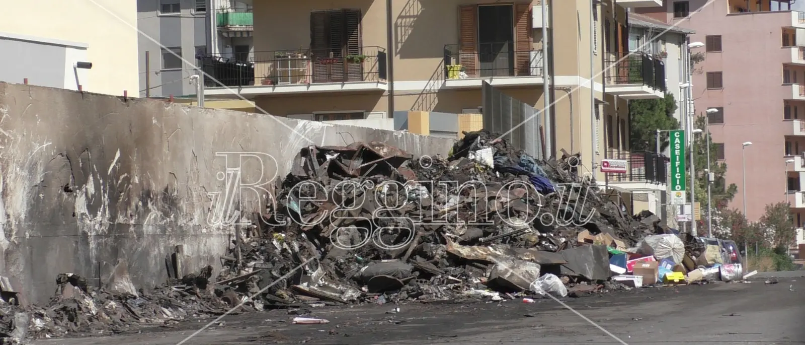 Emergenza rifiuti, Neri: «Servono maggiori spazi per poter scaricare e la Regione fa finta di nulla»