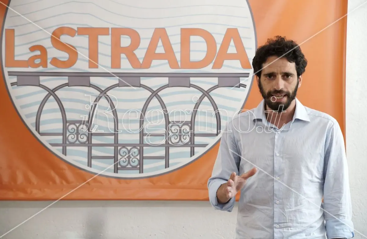 Meeting Ponte sullo Stretto, sit in di protesta del Pd e \"La Strada\"