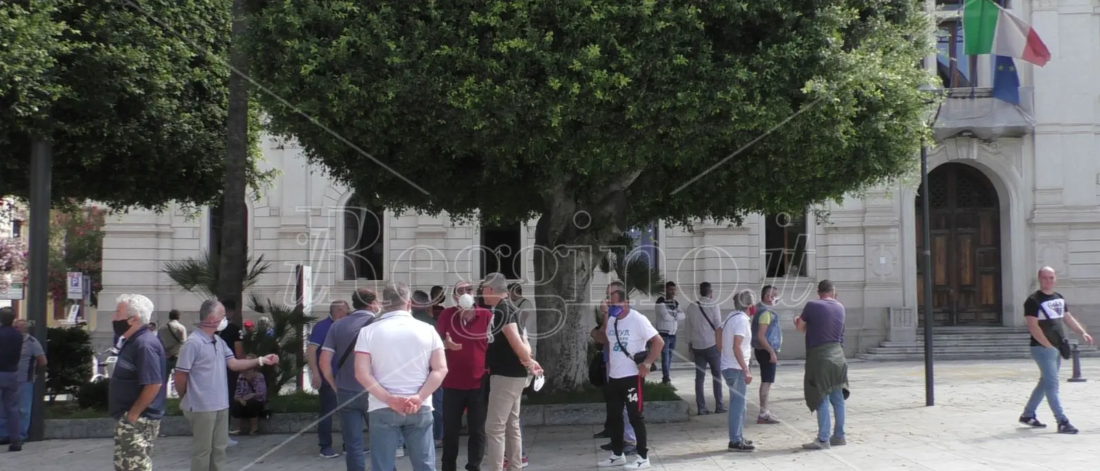 Le organizzazioni sindacali a Falcomatà: «Il degrado di Reggio non è causato dai lavoratori di Avr»