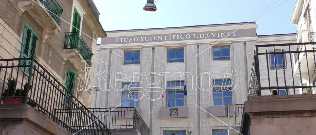 Coronavirus Reggio Calabria, un caso al liceo Da Vinci. La dirigente: «Tutto sotto controllo»
