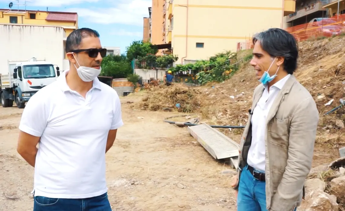 Reggio Calabria, Falcomatà: «Partono i lavori per la strada ed il campetto a San Sperato»