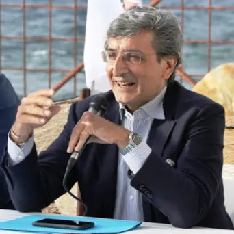 Caso Castorina, Sergi: «Inaudito che non se ne discuta in Consiglio comunale»