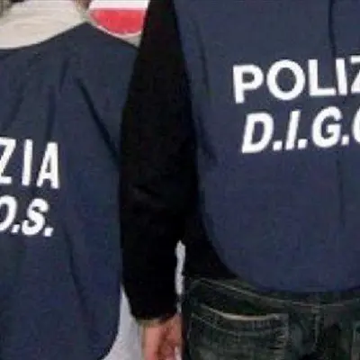 Rubano targa alla sede della Lega reggina, identificati i responsabili
