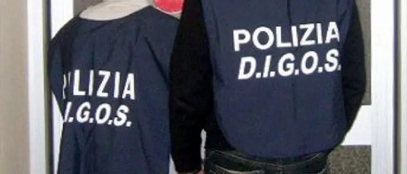 Rubano targa alla sede della Lega reggina, identificati i responsabili