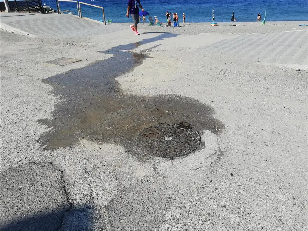 Reggio Calabria, Crea: «Liquami fognari sul lungomare a Lazzaro»