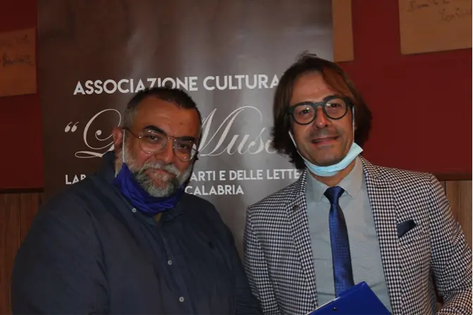 Felice Manti alle Muse: «Riprendiamoci il diritto di pensare»