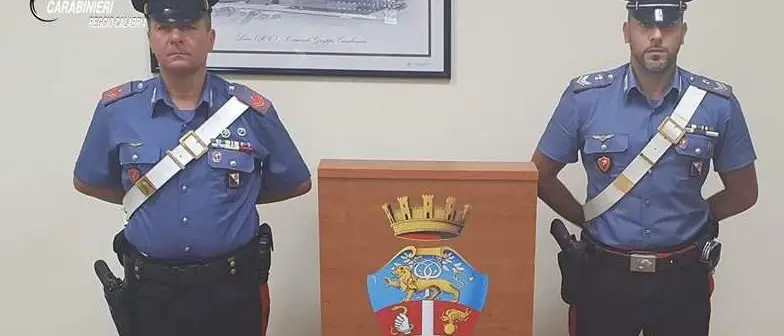 Poliziotto arrestato con 7 chilogrammi di cocaina in auto