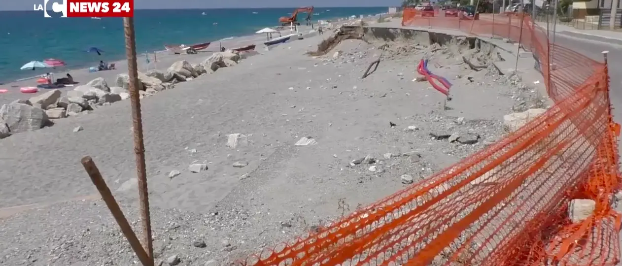 Bova Marina, Covid e mareggiate mettono in ginocchio l'economia locale