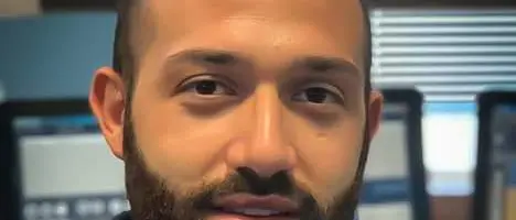 Finge di ordinare una pizza, ma chiama la Polizia. Agente reggino salva una donna dalla violenza del compagno