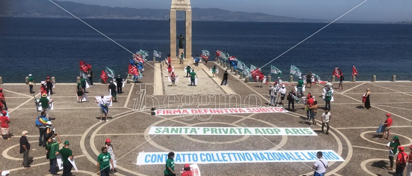 I lavoratori della sanità privata protestano in riva allo Stretto