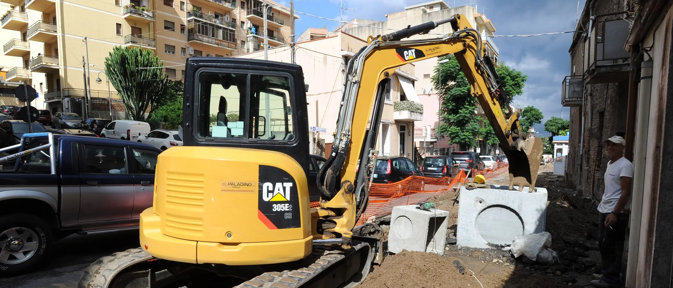 Reggio Calabria, procedono i lavori per il collettamento fognario sul torrente Caserta