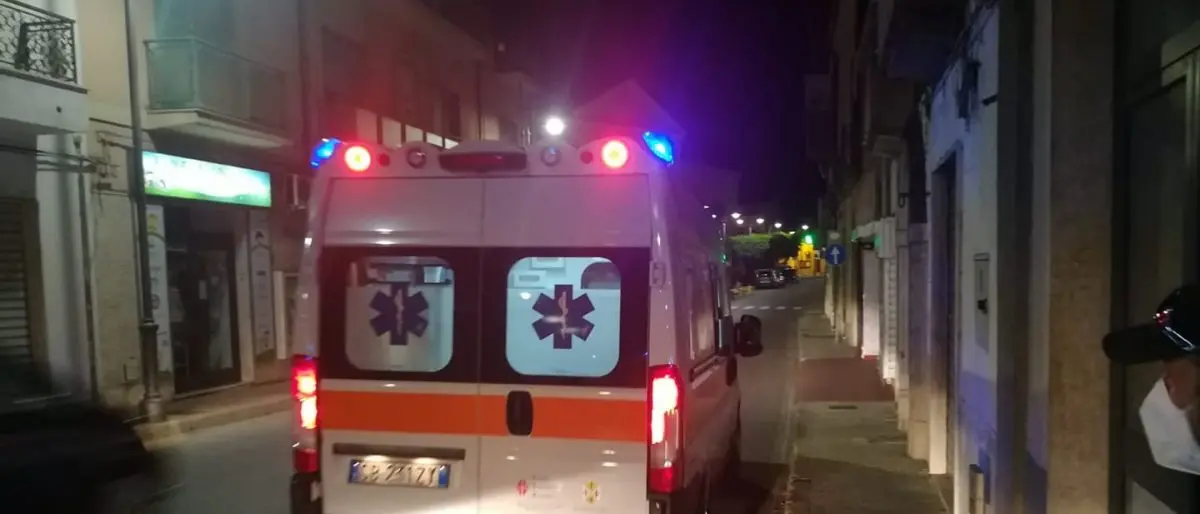 Reggio, incidente fatale tra due auto in via San Francesco: morto 60enne