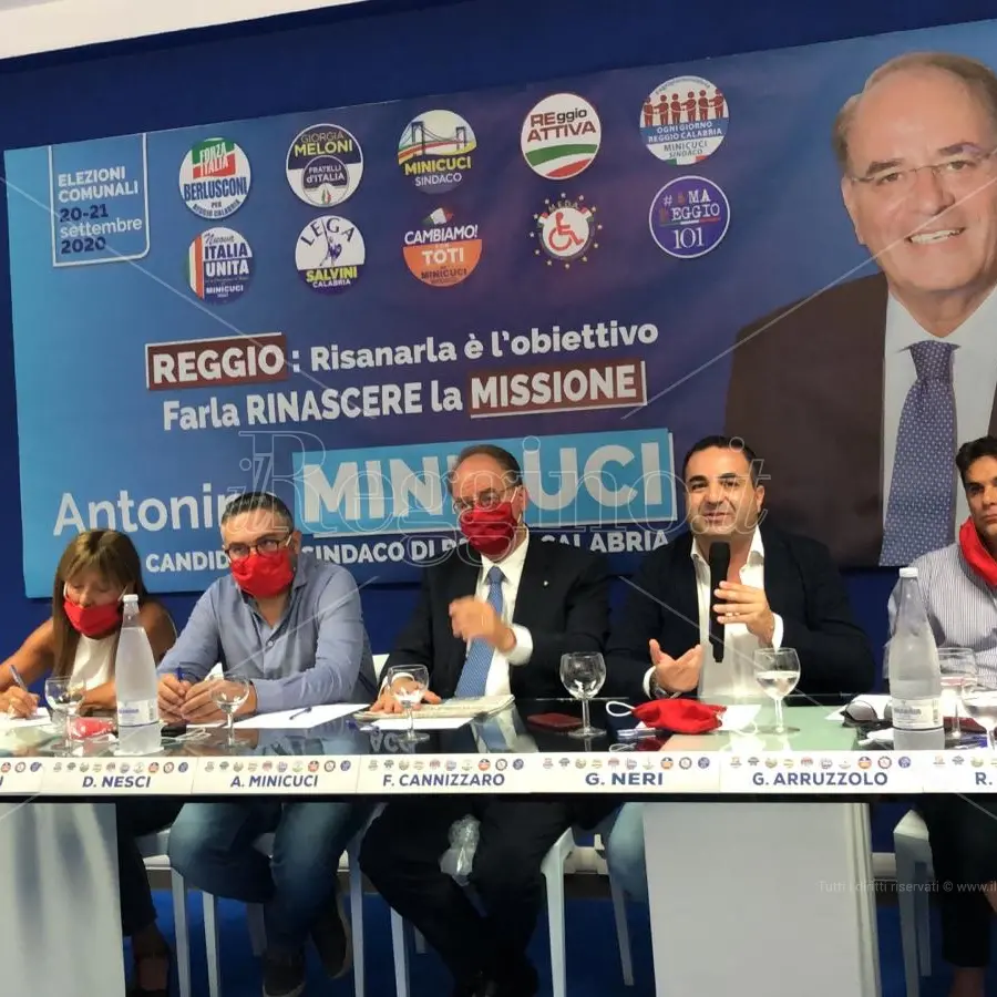 Elezioni, Minicuci: «Voglio una Reggio Calabria pulita e con l'acqua nelle abitazioni»