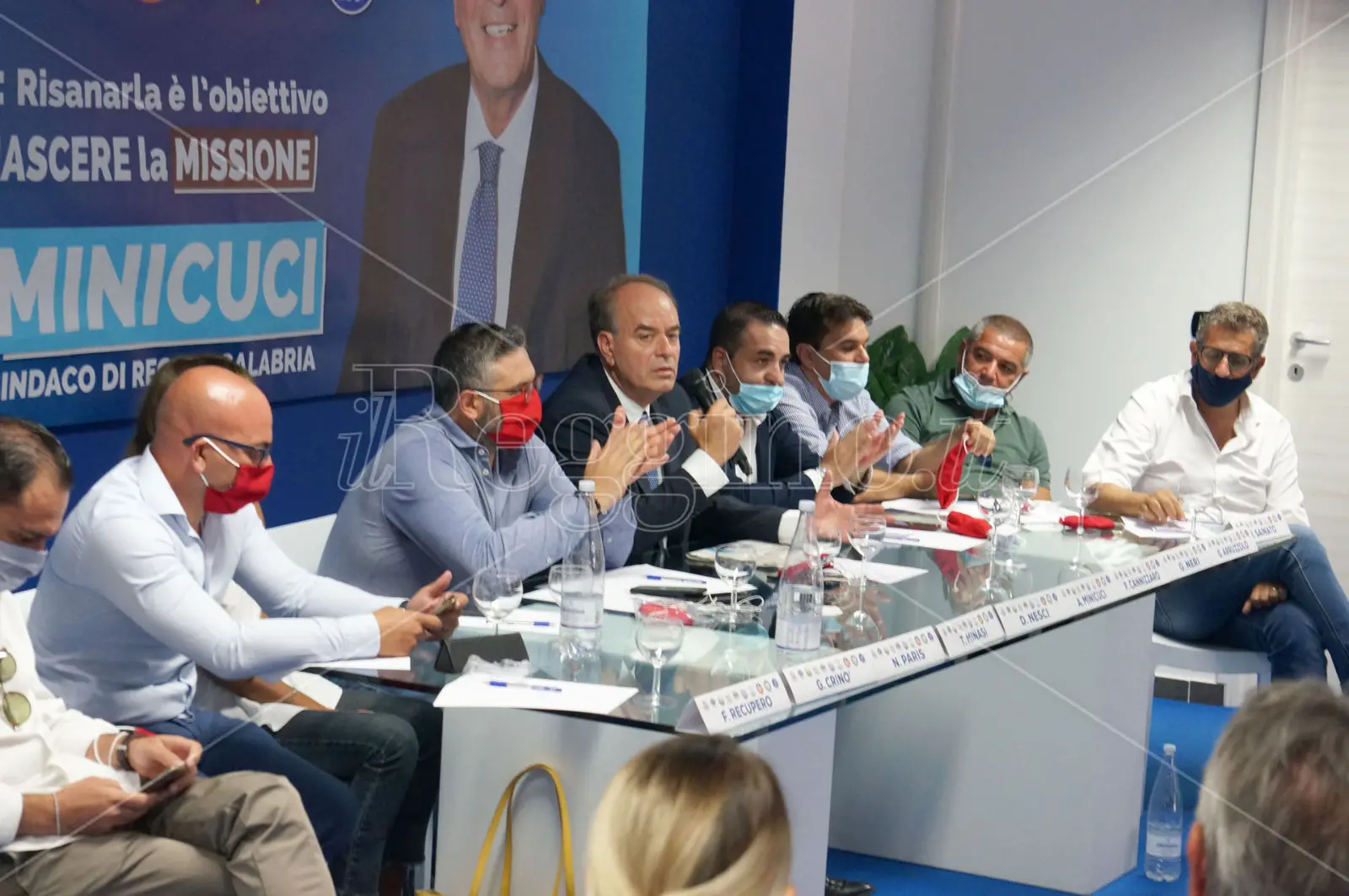 Elezioni Reggio Calabria, gli alleati di Minicuci: «Falcomatà ha distrutto la città»