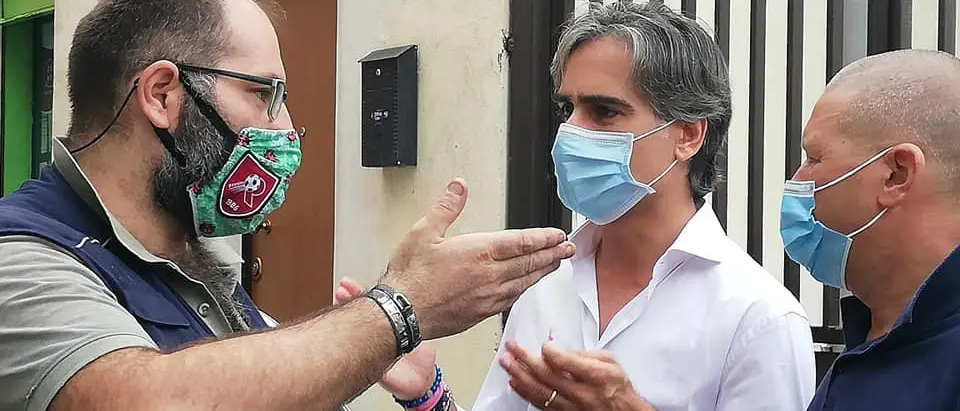 Elezioni Reggio Calabria, Falcomatà incontra i cittadini tra le vie di Sbarre